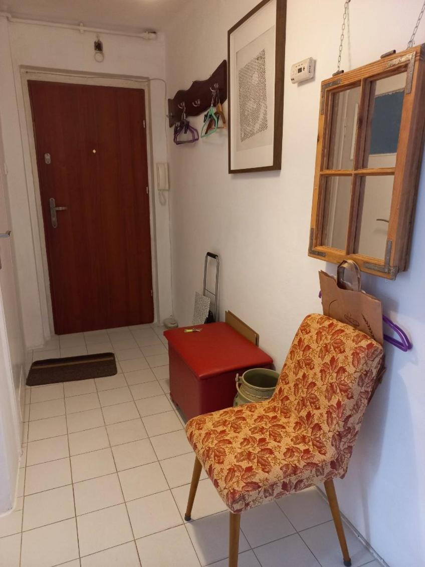 Apartment Mieszkanie Obok Biblioteki Boleslawa Lubosza